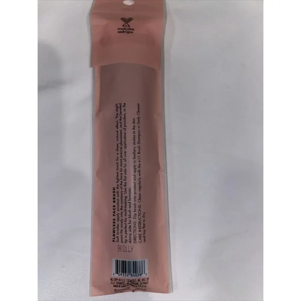 e.l.f. Flawless Face Brush Cruelty Free and Vegan for Women - 1 Pc Brush